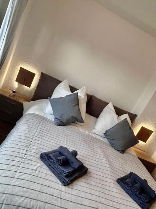 Moderne Ruhige Wohnung Bochum Angebunden Bagian luar foto