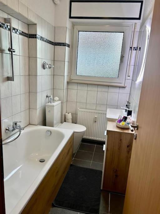 Moderne Ruhige Wohnung Bochum Angebunden Bagian luar foto