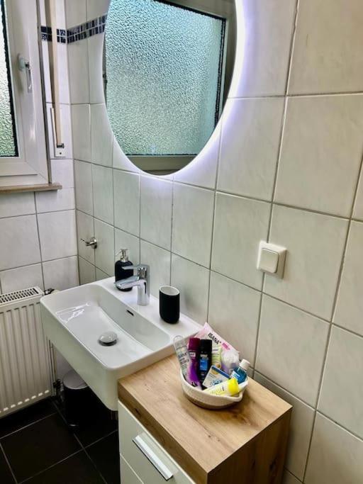Moderne Ruhige Wohnung Bochum Angebunden Bagian luar foto